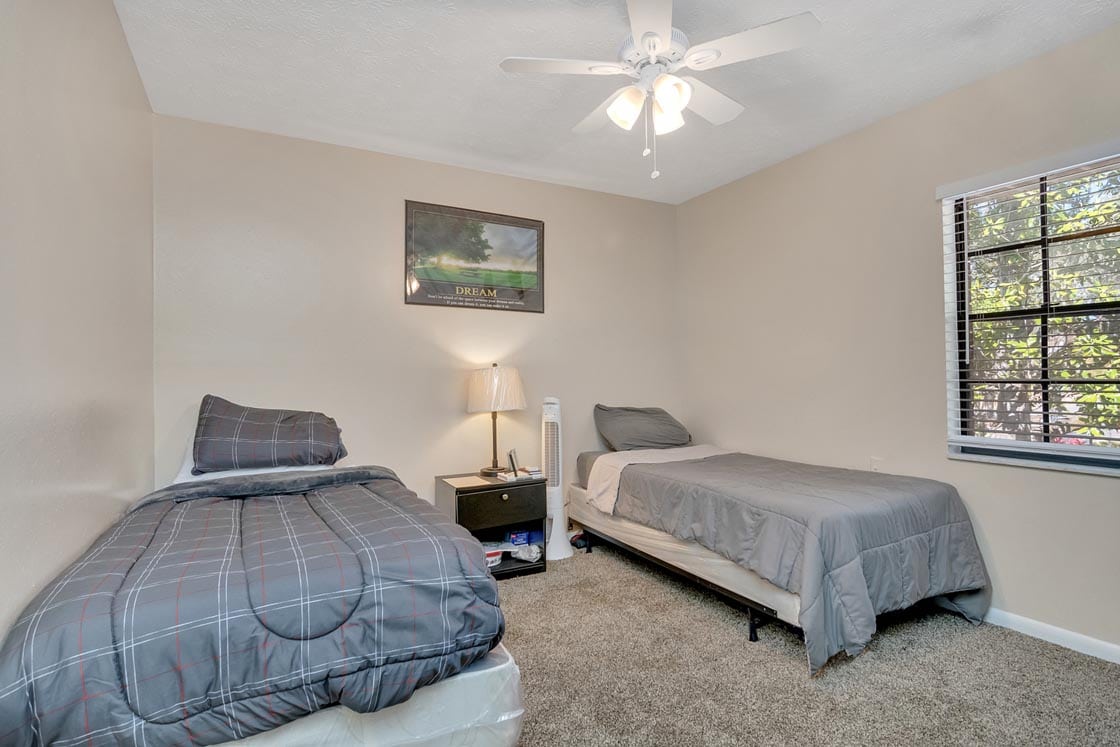 sober living | Real Recovery Sober Living Brandon Property 620 Kings Oaks Ct Brandon 10