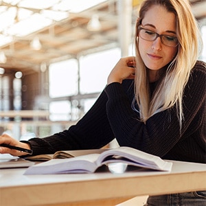 new port richey | St Petersburg College Clearwater Campus student studying