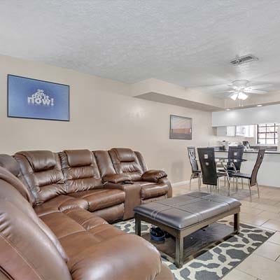 addiction treatment | sober living halfway house townhomes in brandon interior living room