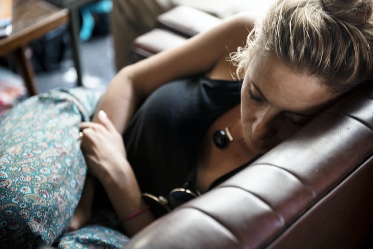 4 Undeniable Signs of Post-Traumatic Stress Disorder (PTSD) and Substance Use